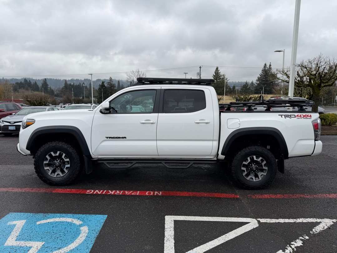2020 Toyota Tacoma TRD OffRoad - Image 5