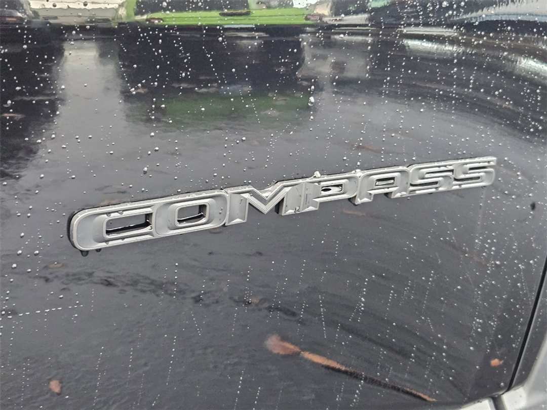 2026 Jeep Compass Trailhawk - Image 32