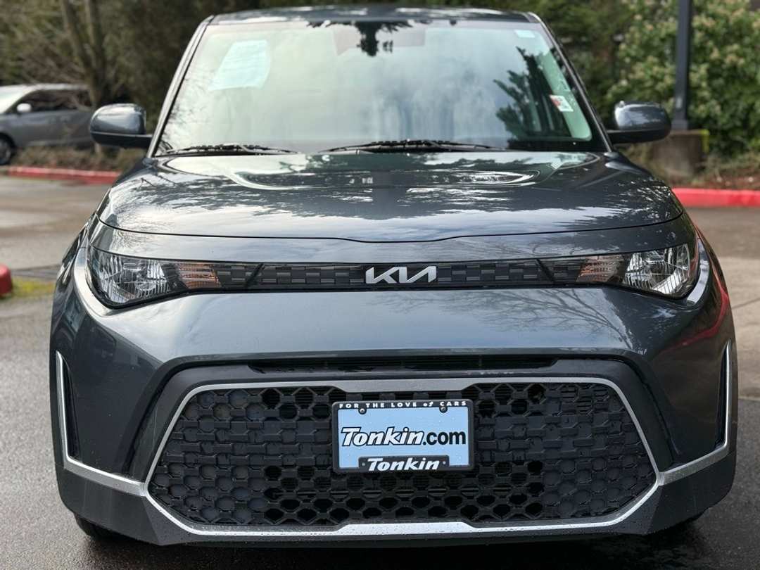 2024 Kia Soul LX - Image 2