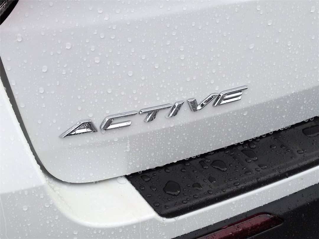 2026 Ford Explorer Active - Image 26