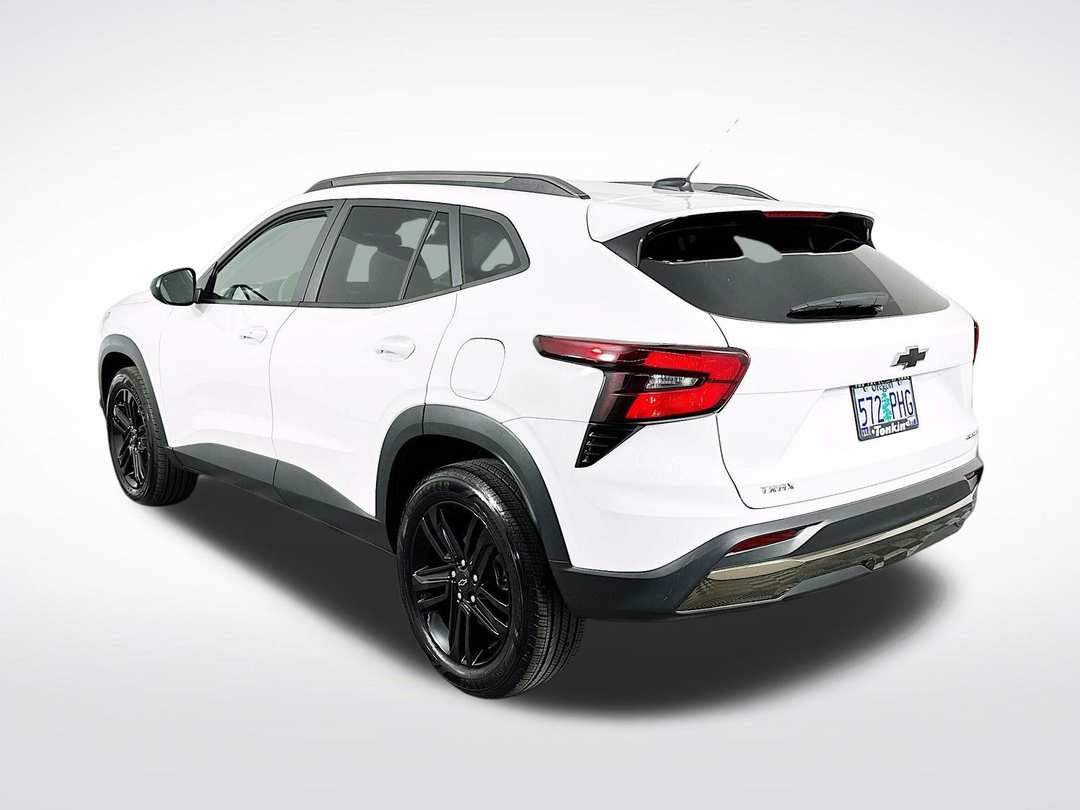 2024 Chevrolet Trax ACTIV - Image 6