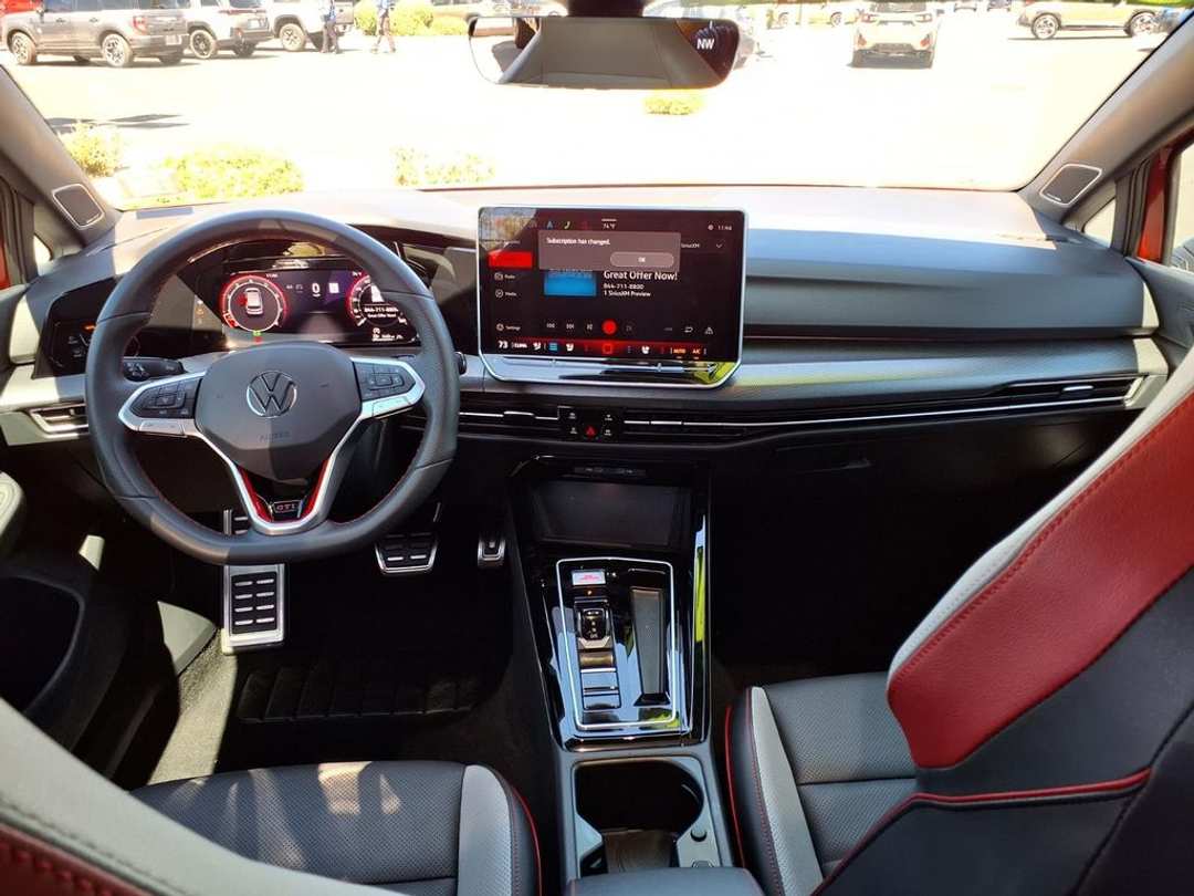 2025 Volkswagen Golf Gti 2.0T SE - Image 2