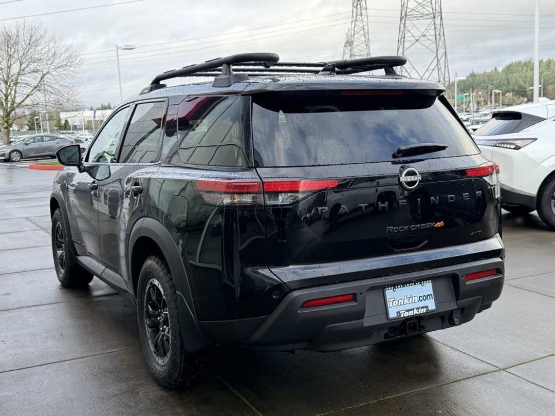 2025 Nissan Pathfinder Rock Creek - Image 5