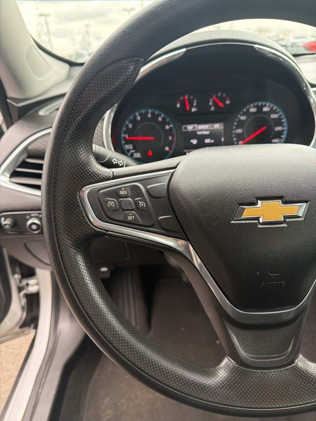 2019 Chevrolet Malibu LT - Image 29