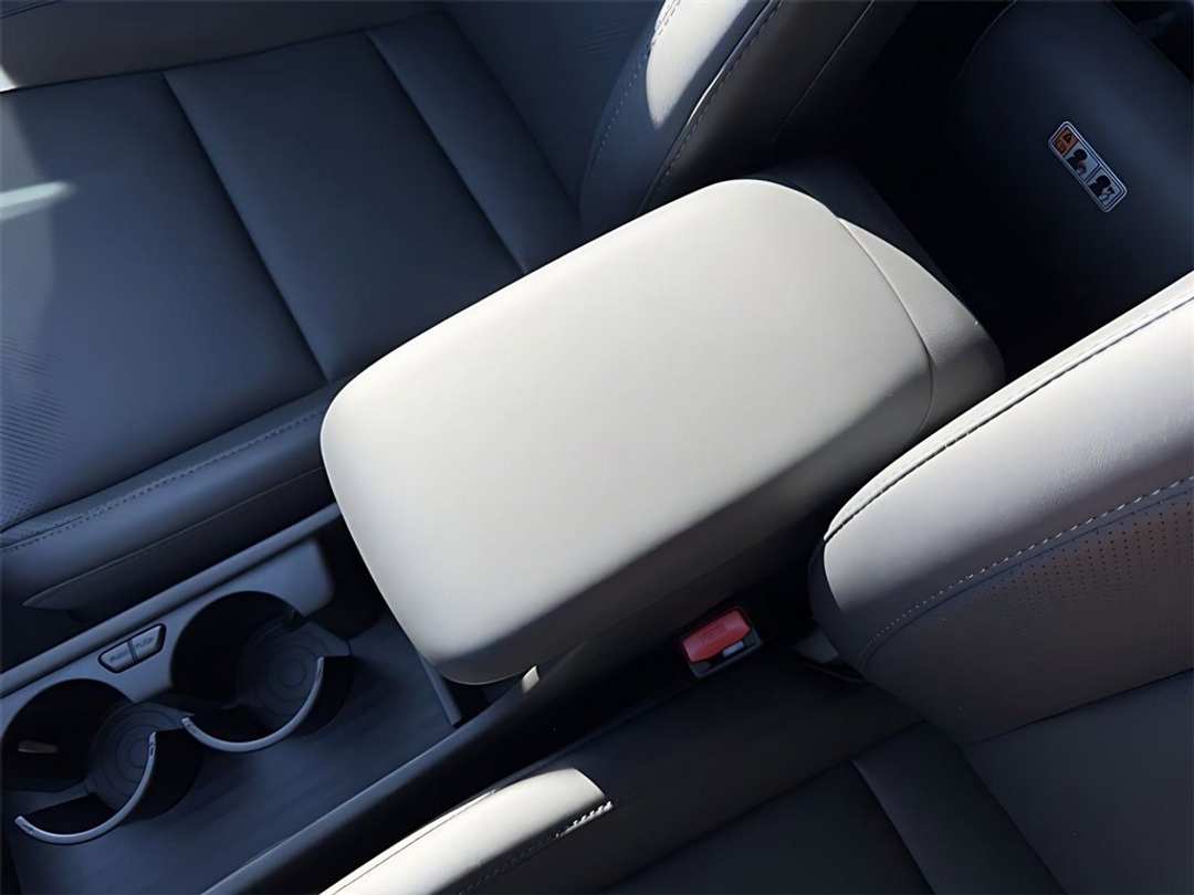 2026 Hyundai Kona SEL Premium - Image 25