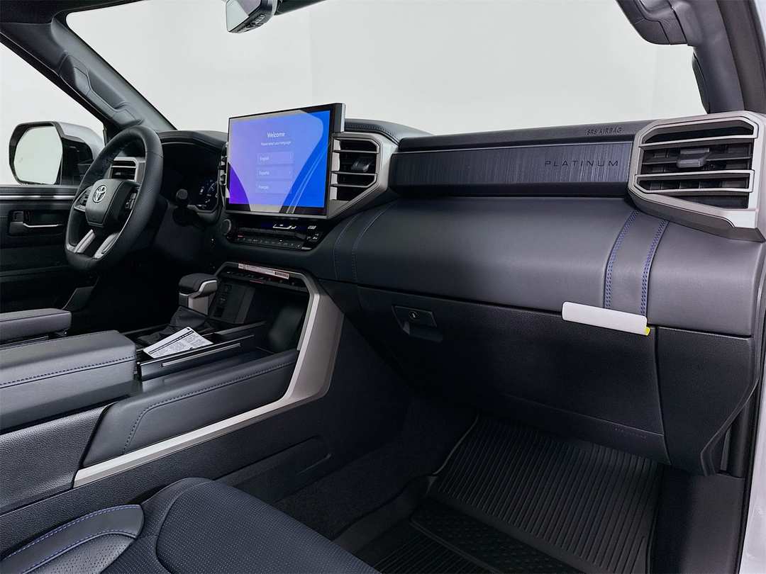 2026 Toyota Sequoia Platinum - Image 30