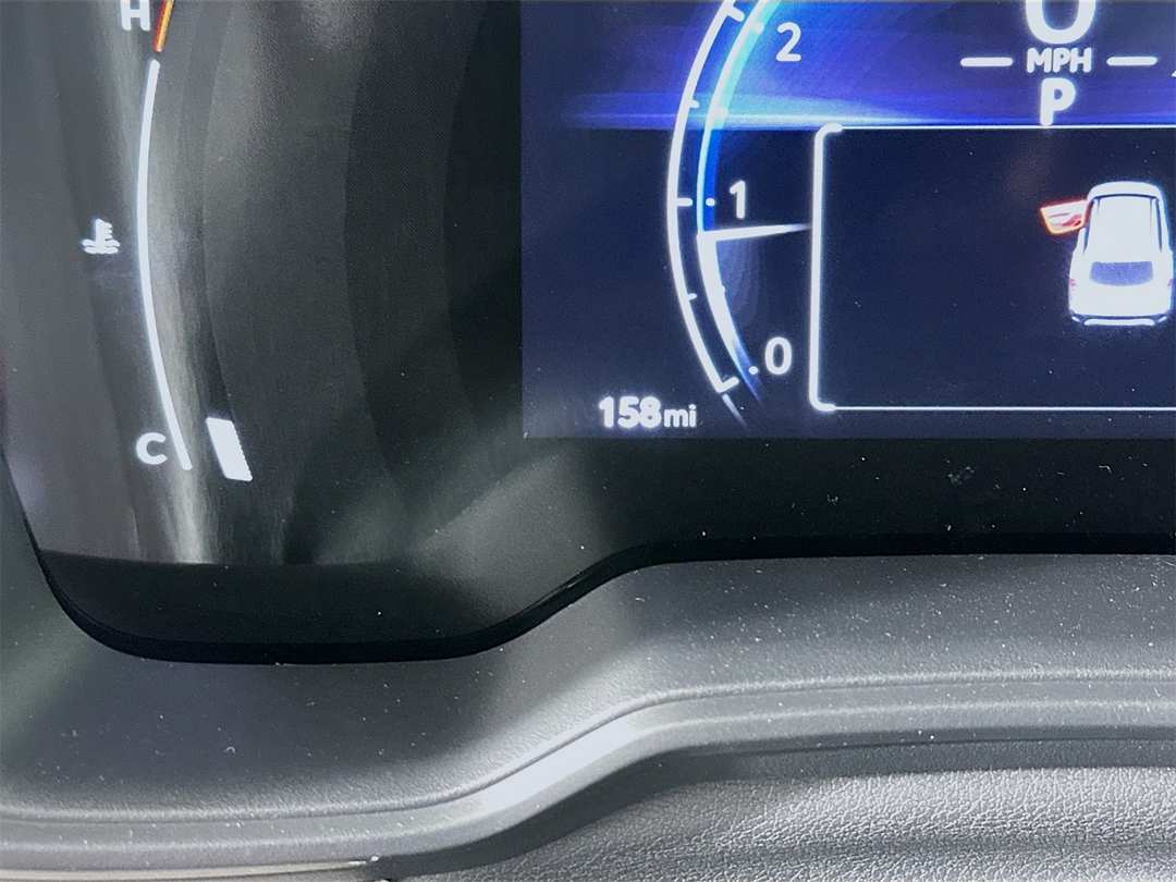 2026 Toyota Corolla Cross L - Image 12