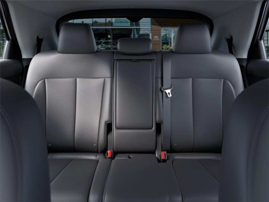 2026 Hyundai Ioniq 5 SEL - Image 12