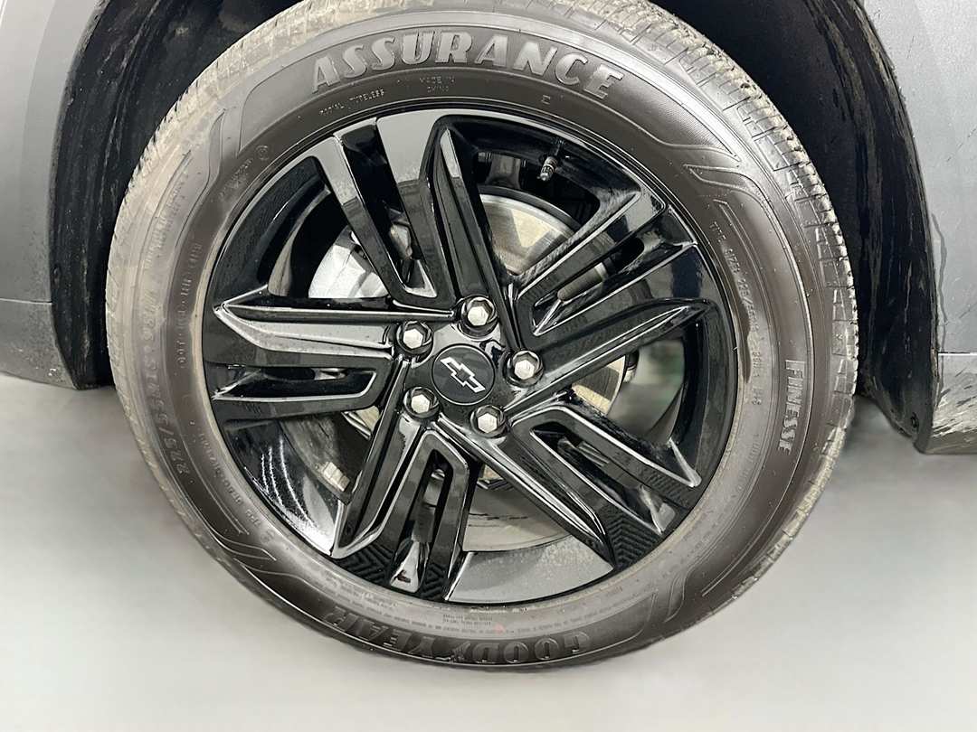 2025 Chevrolet Trax ACTIV - Image 30