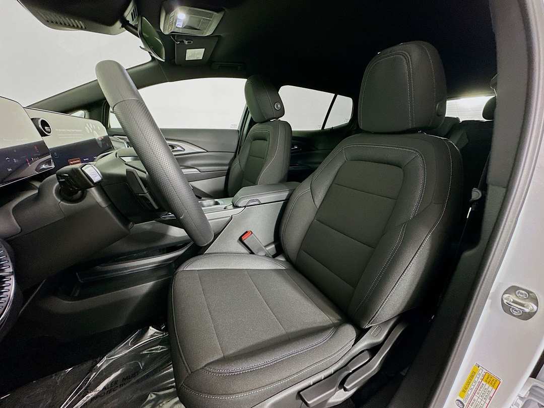 2026 Chevrolet Equinox Ev LT - Image 20