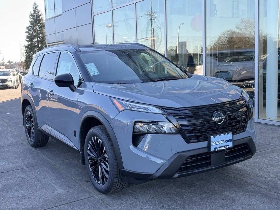 2026 Nissan Rogue Dark Armor - Image 2