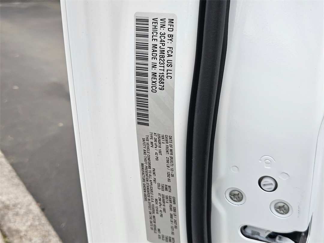 2026 Jeep Cherokee Laredo - Image 42