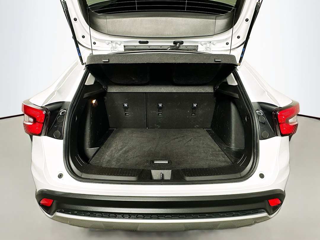 2025 Chevrolet Trax LT - Image 24