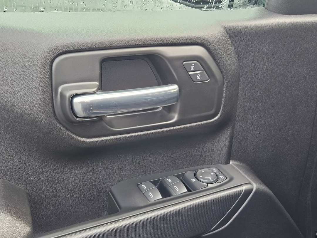 2026 Chevrolet Silverado 1500 Custom - Image 11