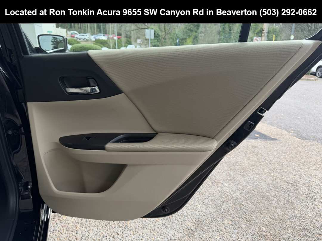 2015 Honda Accord LX - Image 28