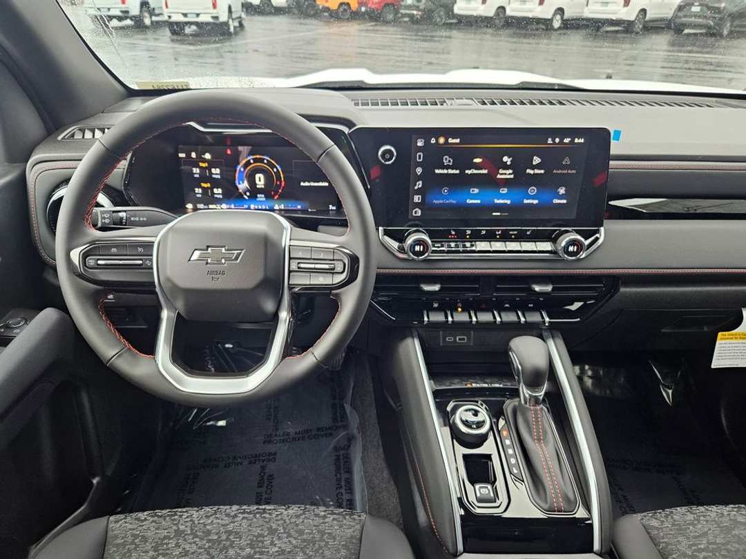 2026 Chevrolet Colorado Z71 - Image 29