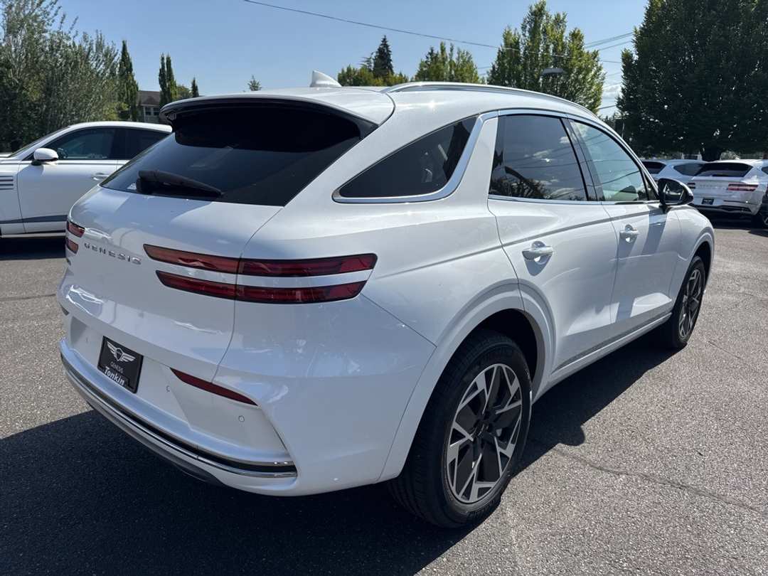 2026 Genesis Electrified Gv70 - Image 7