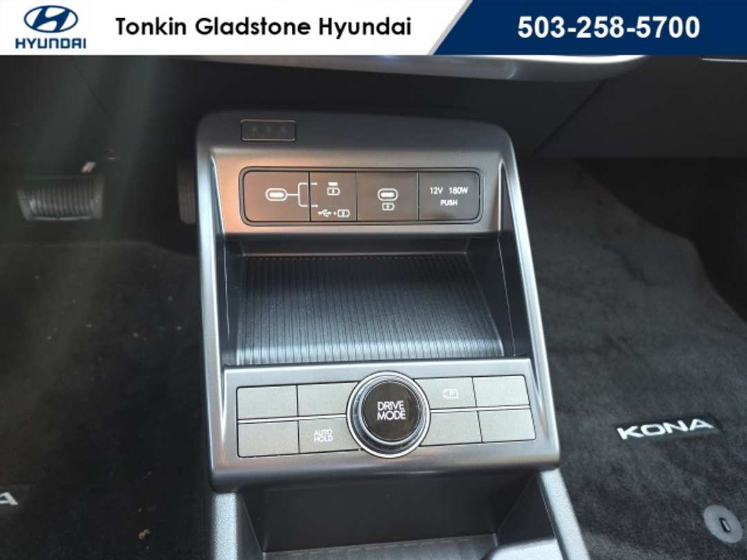 2024 Hyundai Kona SE - Image 18