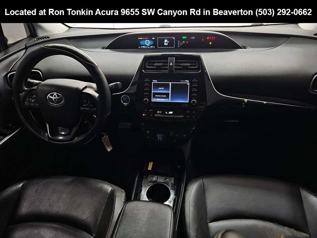 2021 Toyota Prius XLE - Image 8