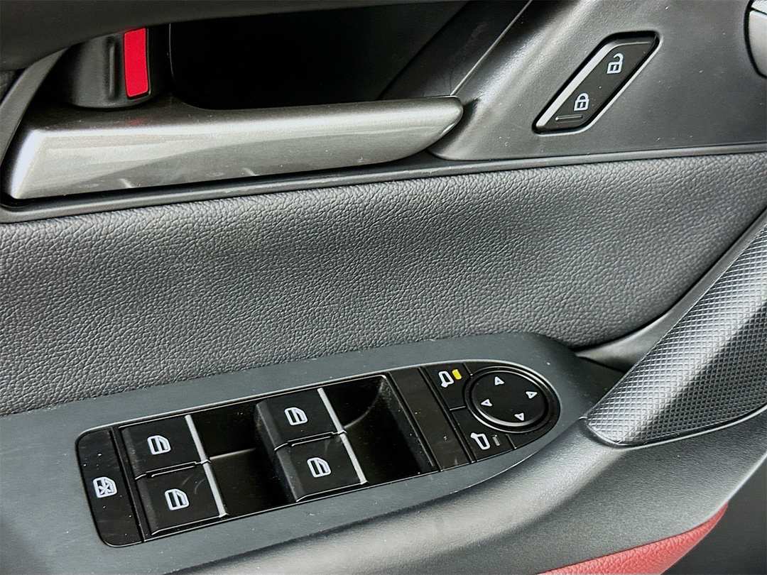 2026 MAZDA Cx-50 Premium - Image 18