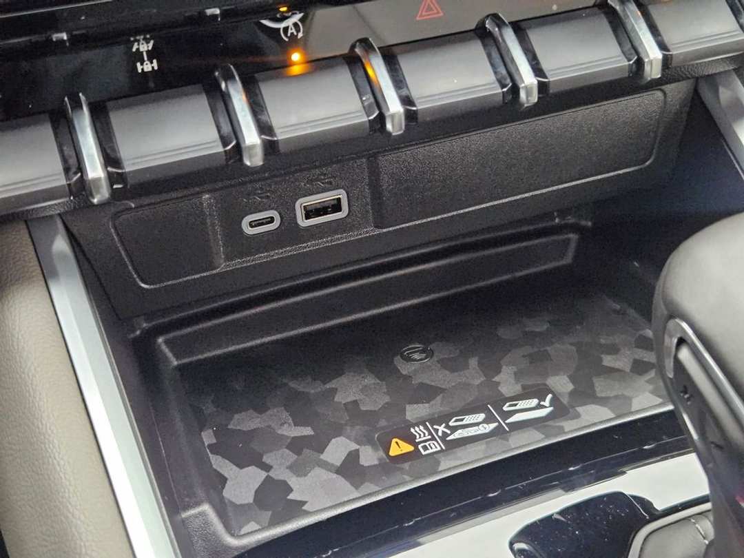 2026 Chevrolet Colorado ZR2 - Image 26