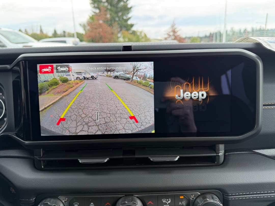 2026 Jeep Wrangler Sahara - Image 22