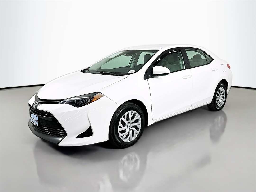 2019 Toyota Corolla LE - Image 3