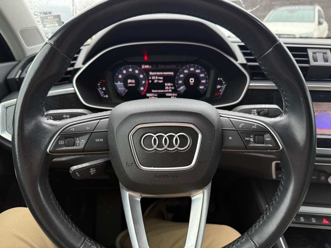 2019 Audi Q3 2.0T Premium Plus - Image 13
