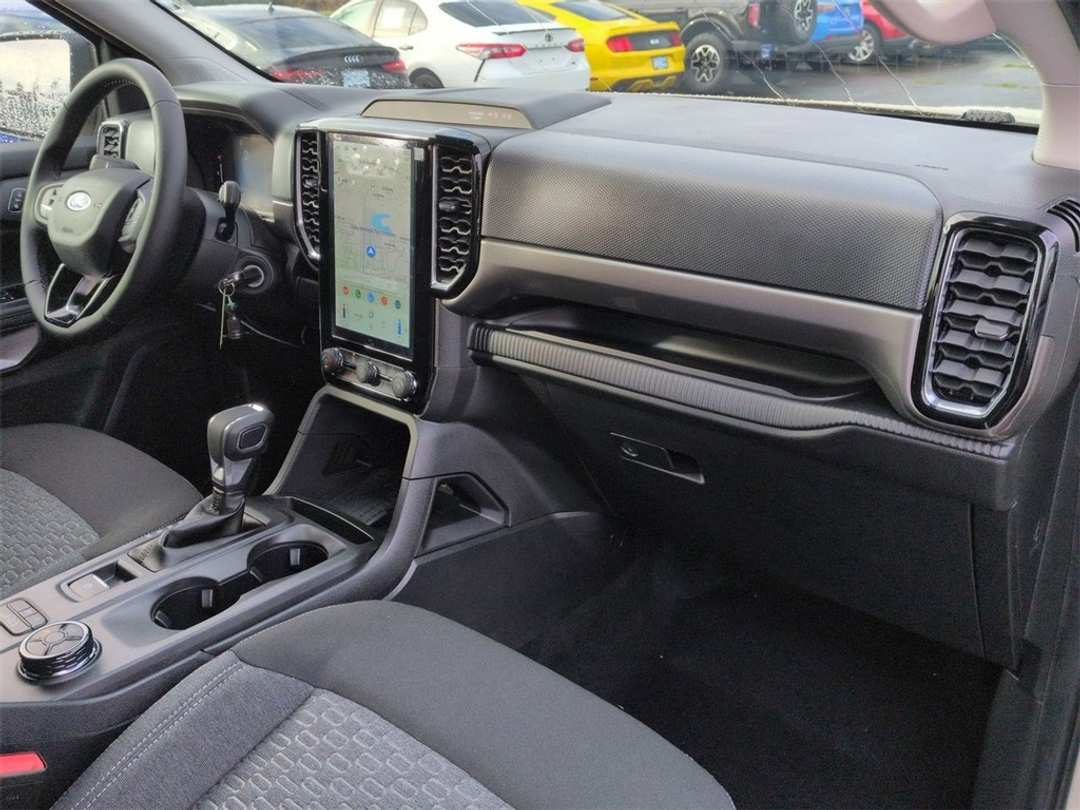 2025 Ford Ranger XLT - Image 29