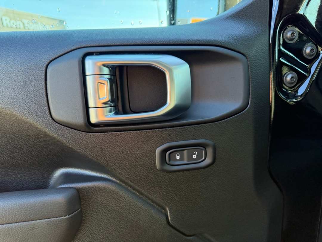 2026 Jeep Wrangler Sport - Image 13