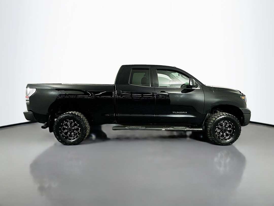 2013 Toyota Tundra Grade - Image 9
