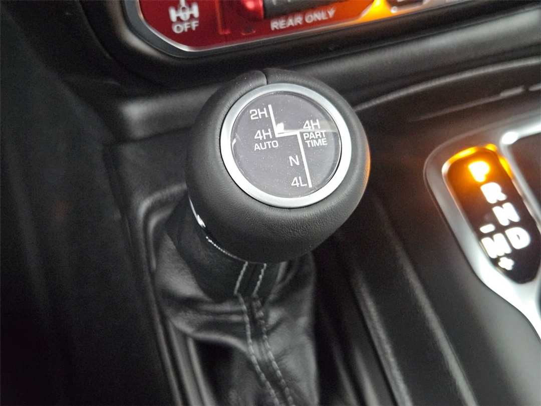 2026 Jeep Wrangler Rubicon X - Image 26