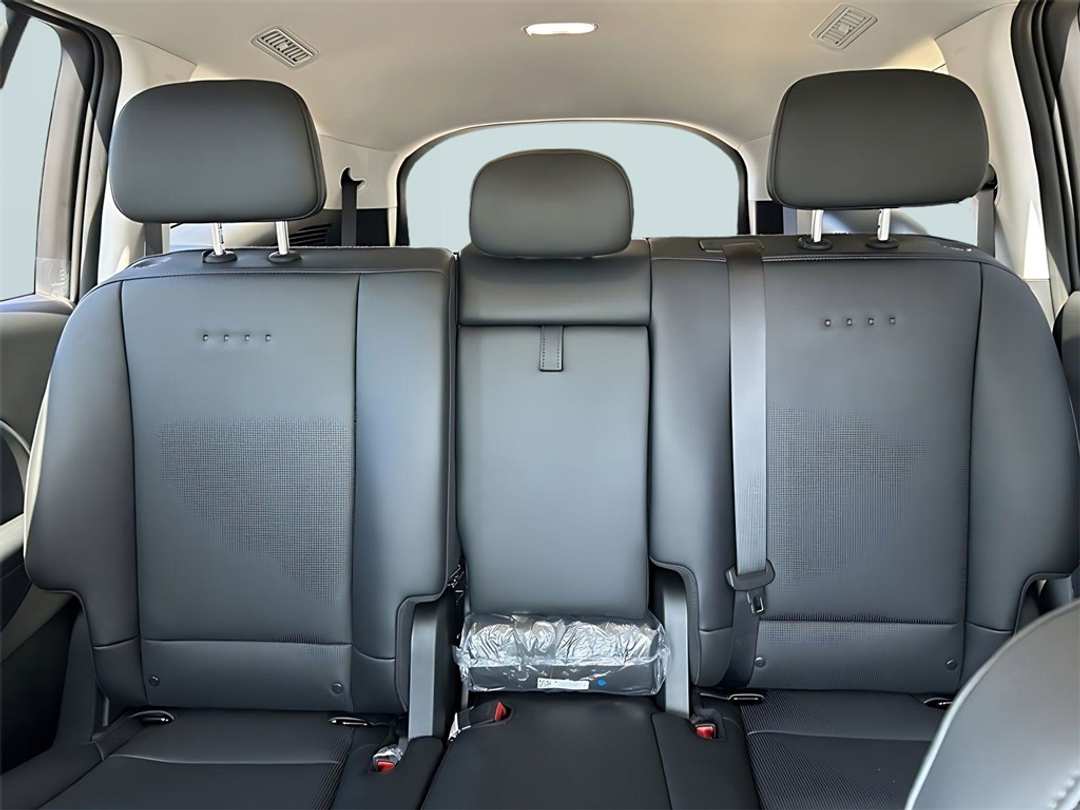 2026 Hyundai Ioniq 9 SEL - Image 20