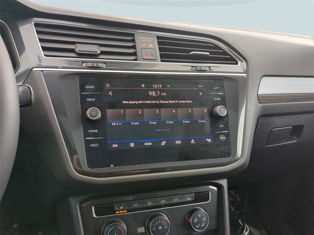 2024 Volkswagen Tiguan 2.0T Wolfsburg Edition - Image 17