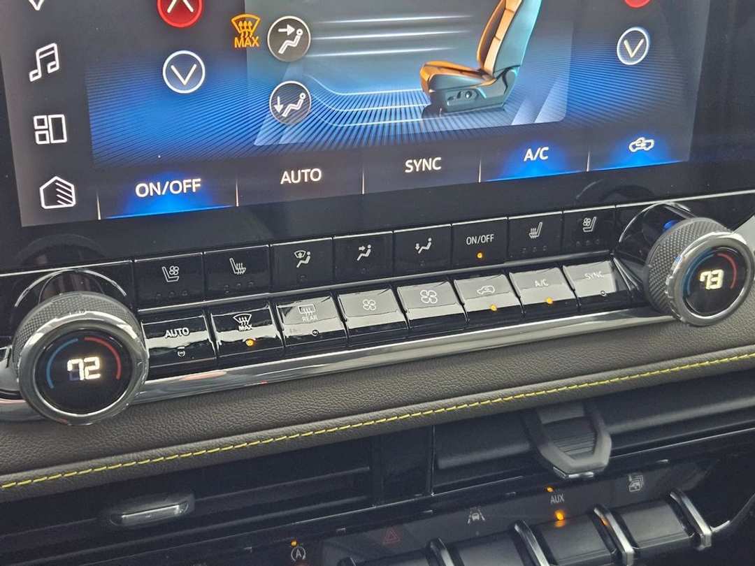 2026 Chevrolet Colorado ZR2 - Image 23