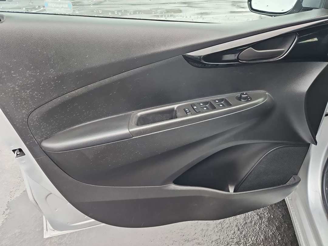 2021 Chevrolet Spark 1LT - Image 10