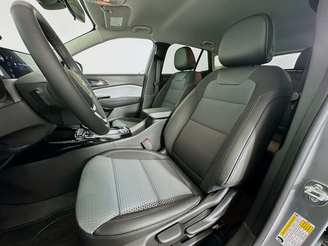 2026 Chevrolet Trax LT - Image 21