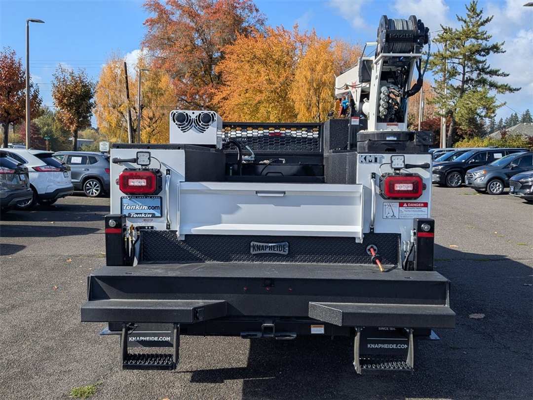 2026 Ford F-550Sd XL - Image 5