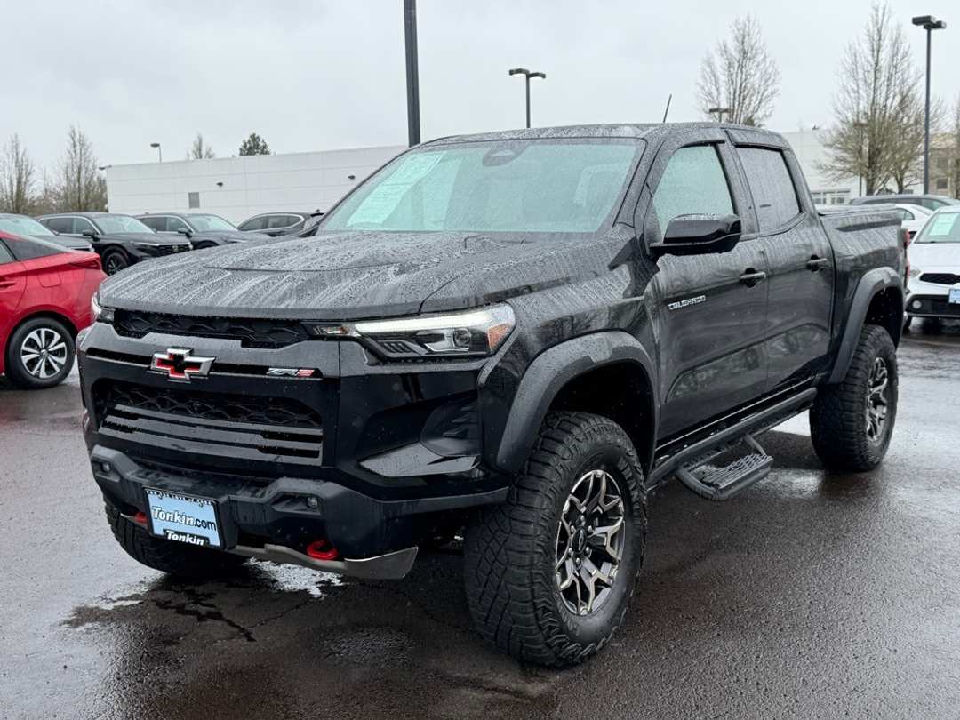 2024 Chevrolet Colorado ZR2 - Image 4