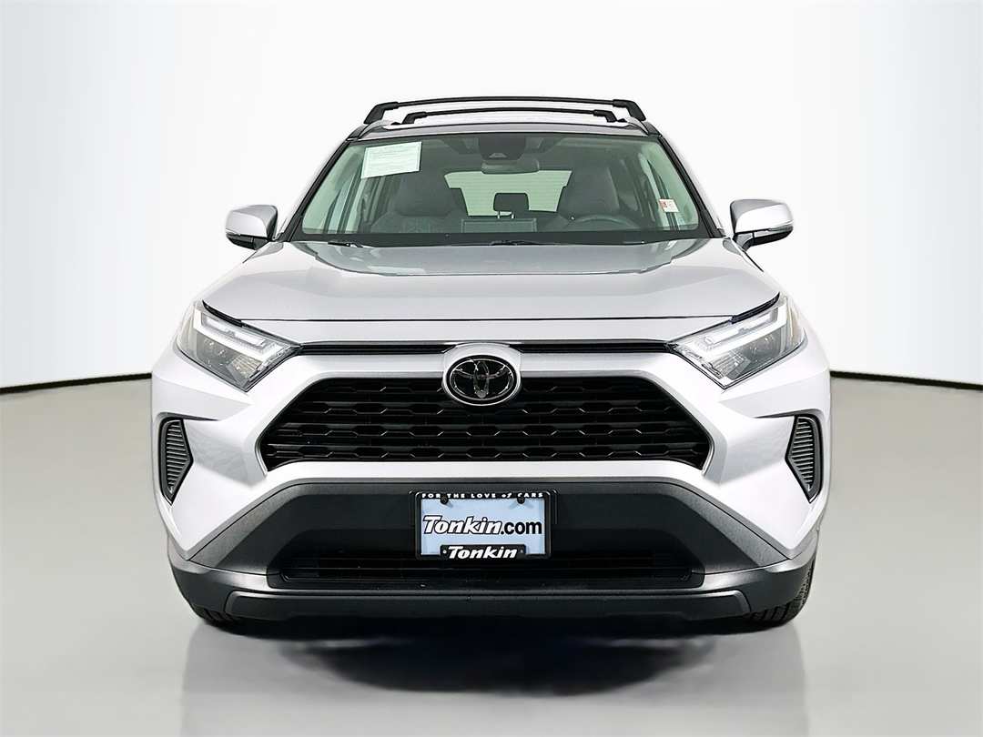 2024 Toyota Rav4 XLE - Image 2