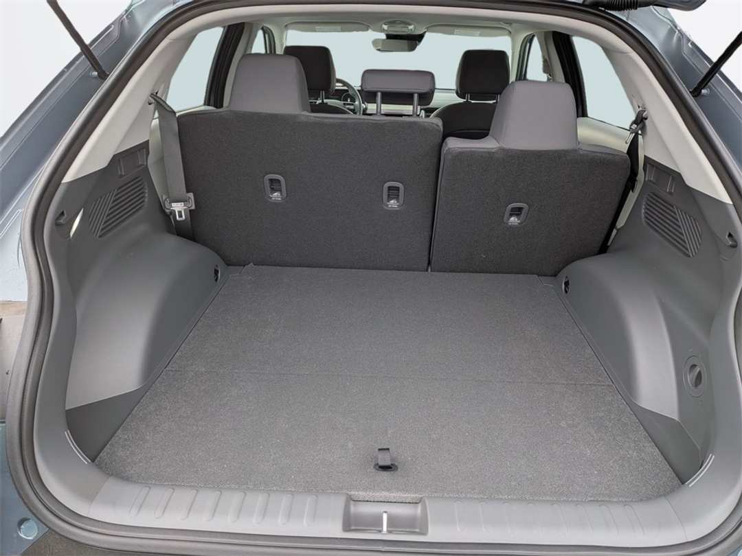 2025 Hyundai Ioniq 5 SE - Image 27