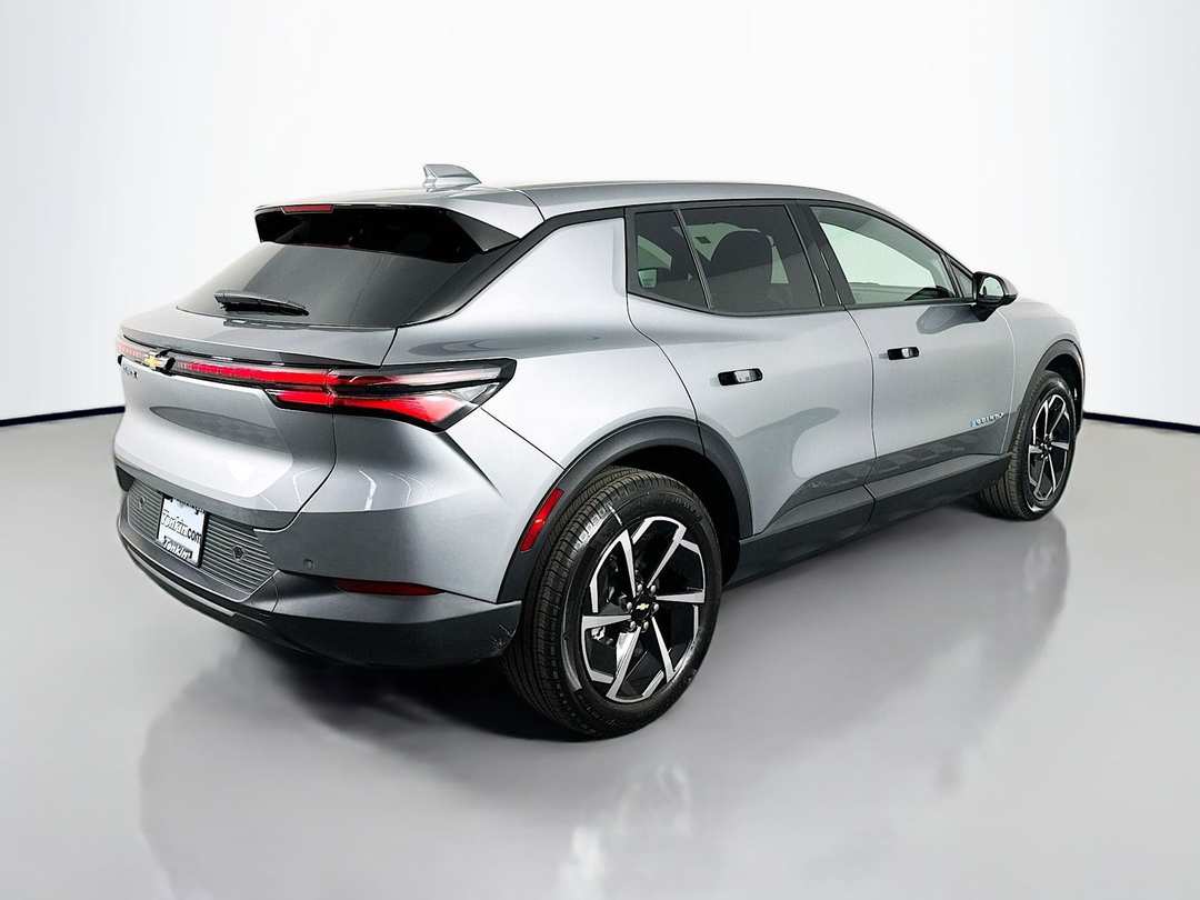 2026 Chevrolet Equinox Ev LT - Image 7