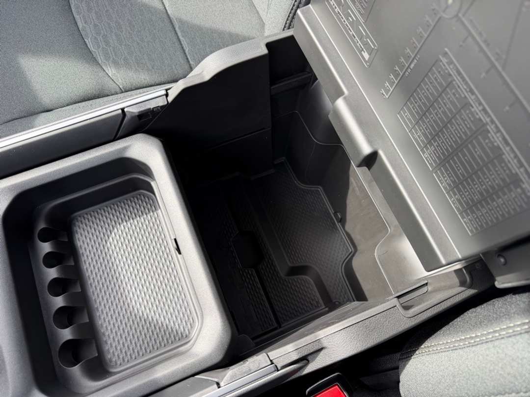 2026 Ram 3500 Big Horn - Image 28