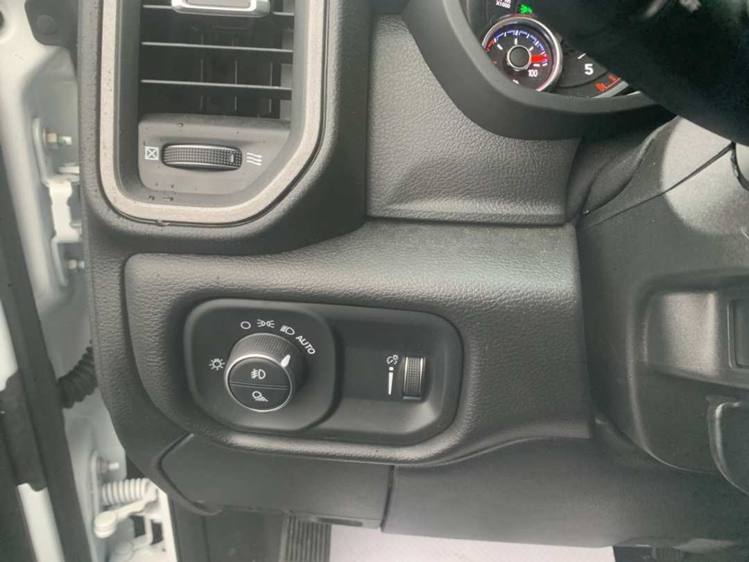 2025 Ram 2500 Tradesman - Image 16