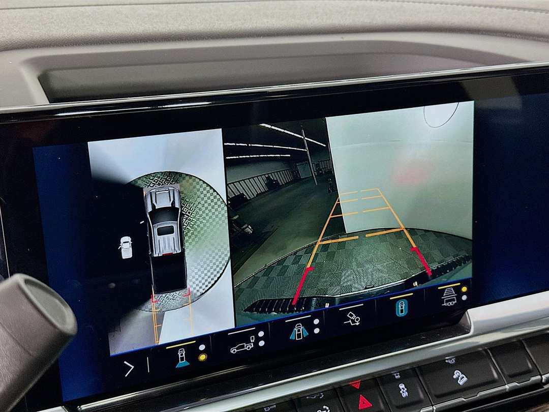 2025 Chevrolet Silverado 2500Hd LT - Image 15