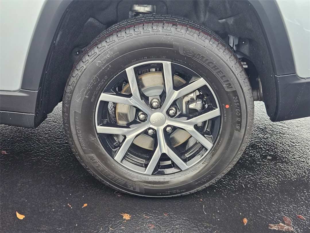 2025 Jeep Grand Cherokee L Limited - Image 42