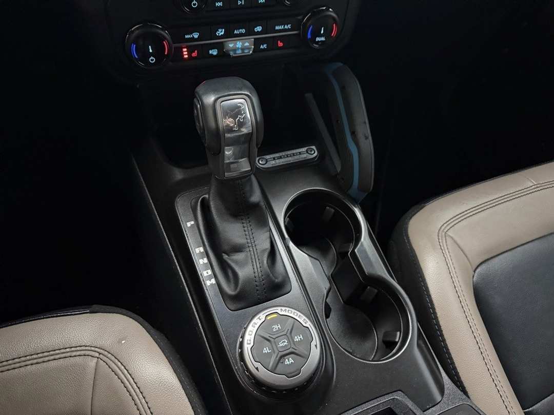 2022 Ford Bronco Wildtrak - Image 23