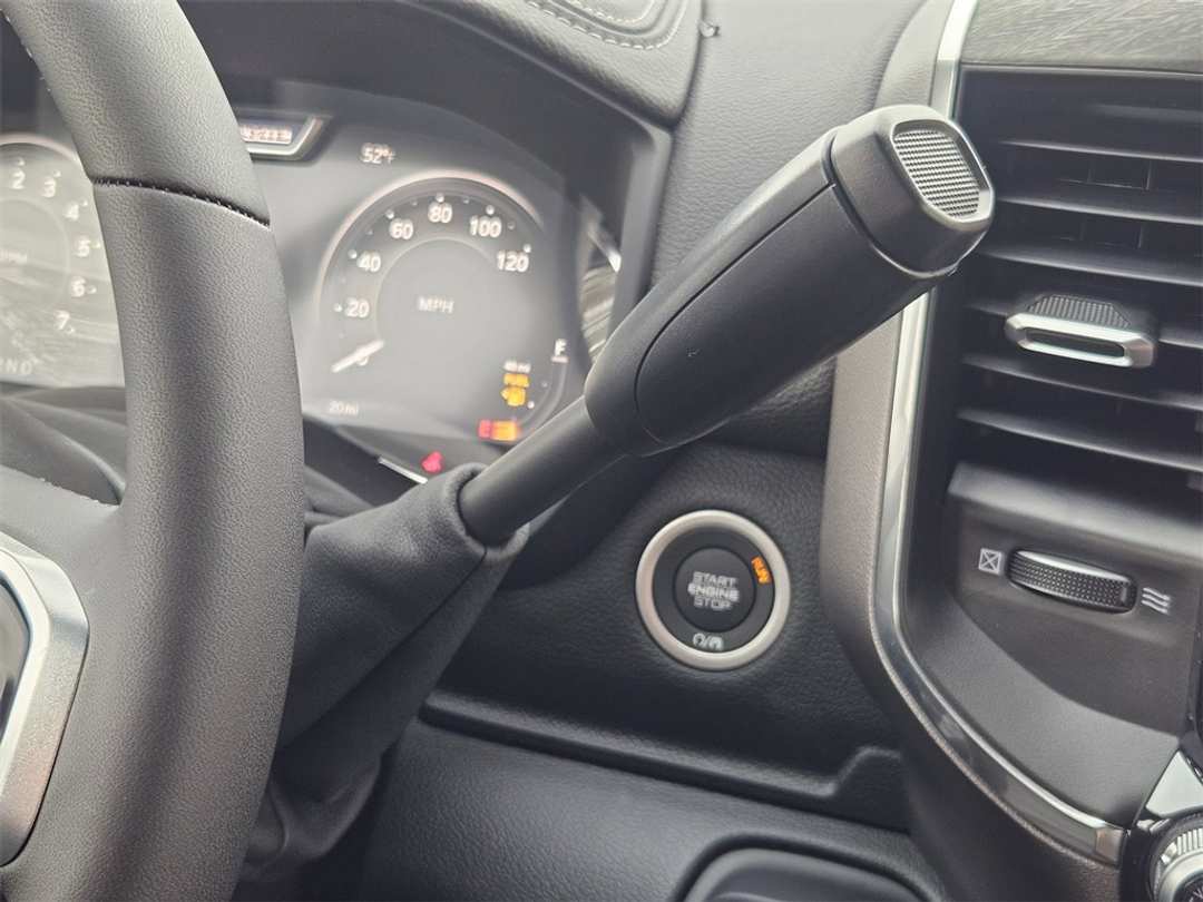 2026 Ram 2500 Laramie - Image 18