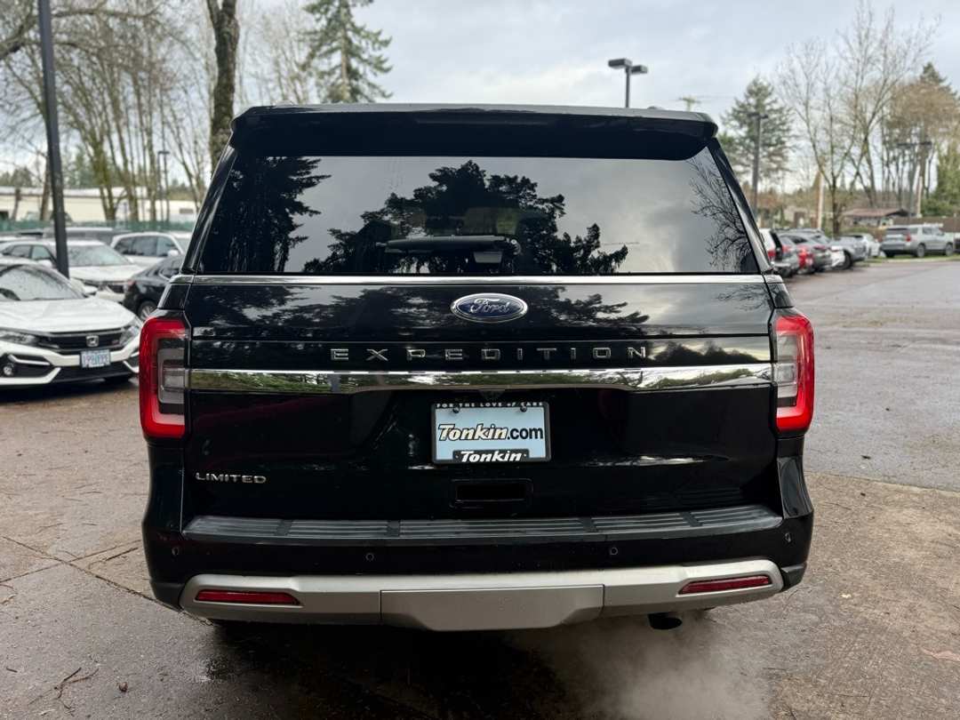 2023 Ford Expedition Limited - Image 11