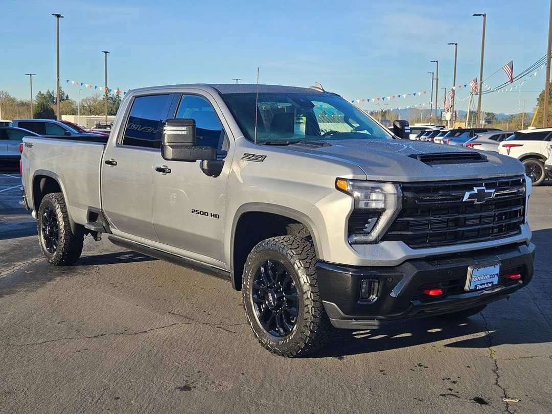 2026 Chevrolet Silverado 2500Hd LTZ - Image 8